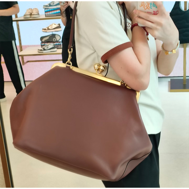 Luxury Snap Clutch Frame Purse - Luxury Bags Everyday 리뷰 및 가격