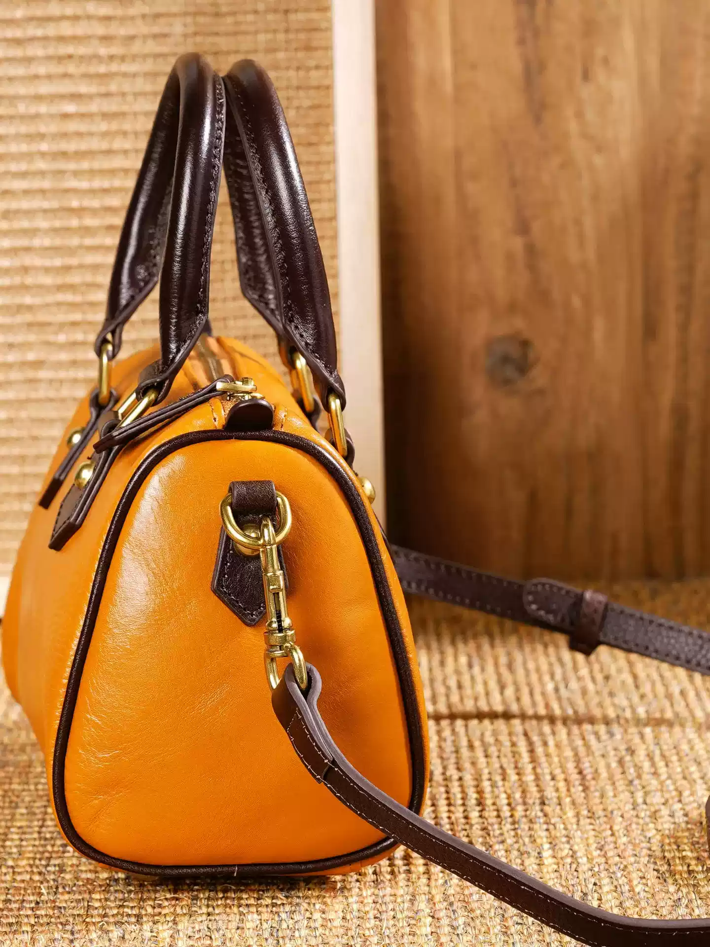Classic Boston Shoulder Bags F - Luxury Bags That Are Affordable 리뷰 및 가격