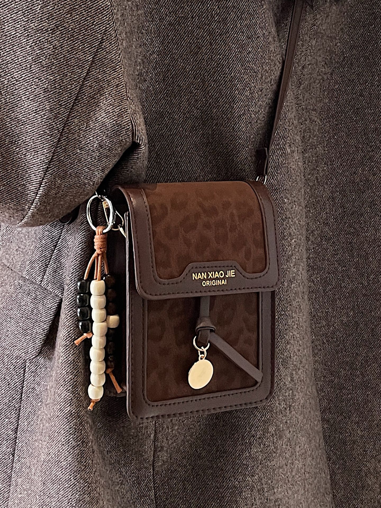 Cell Phone Crossbody Bag for W - Bucket Bag Suede 리뷰 및 가격