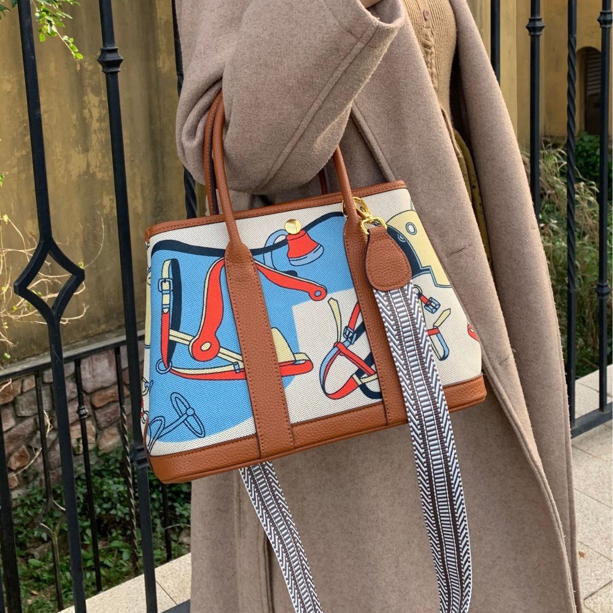 Classic Luxury Everyday Design - Luxury Bags Everyday 리뷰 및 가격