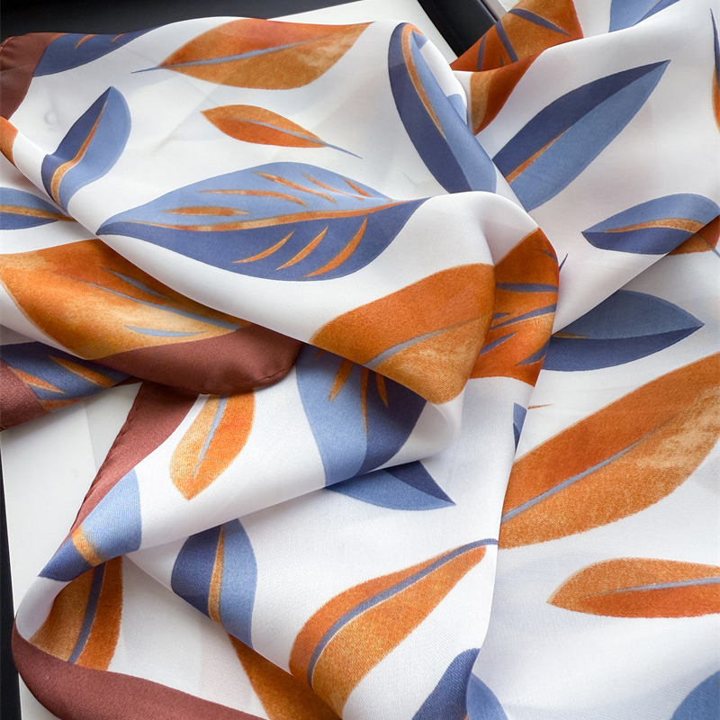 Luxury Brand Print 70cm Square - Luxury Bags Sales 리뷰 및 가격