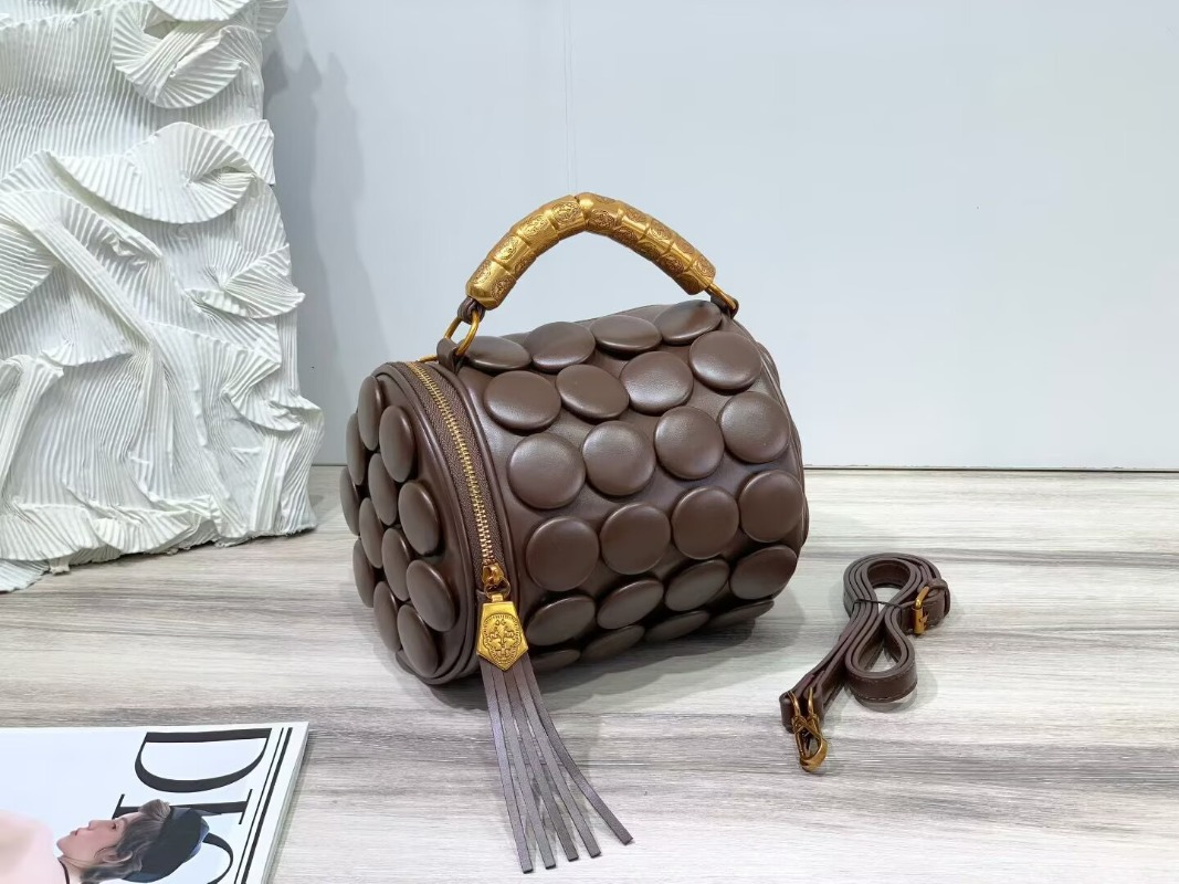 Retro Button Leather Handbags  - Luxury Bags Youtube 리뷰 및 가격